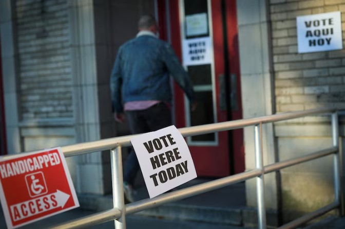 Ataque a la Democracia: Falsas Amenazas de Bomba Atentan contra Centros de Votación Latinos en Elección de Nueva Jersey